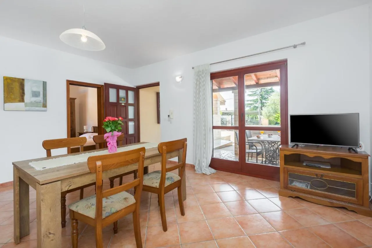 Apartments In Porec - Istrien 43248