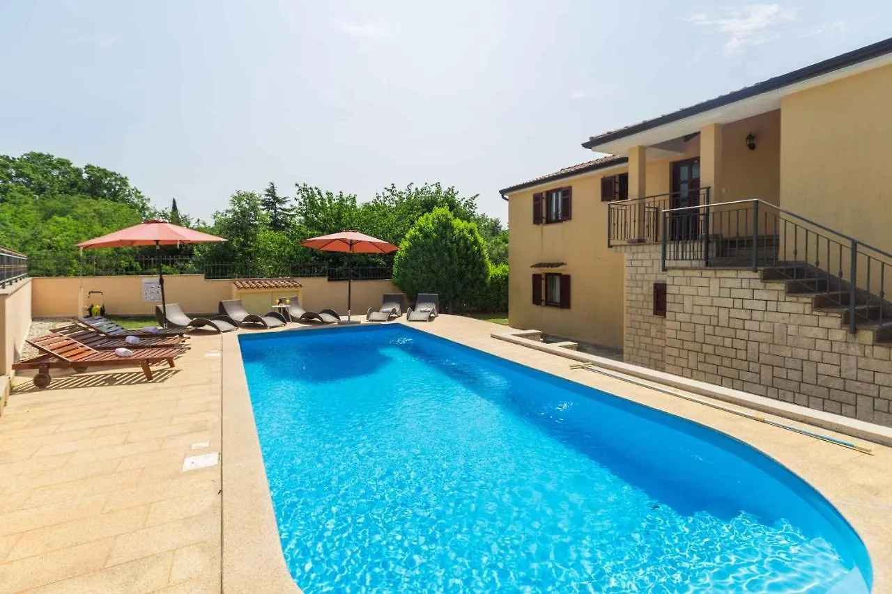 Apartments In Porec - Istrien 43248 0*,